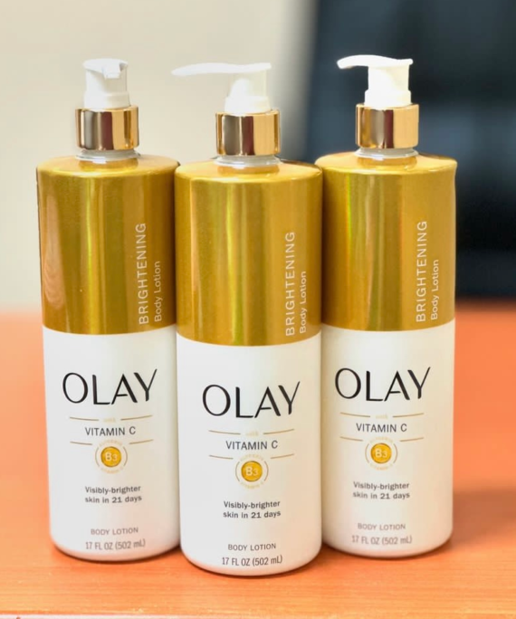 Olay Vitamin C Hydrating & Brightening Body Lotion 502ml Vitamin C & B3 x1